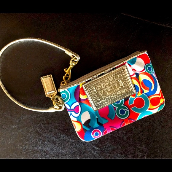 Poppy coach small wristlet